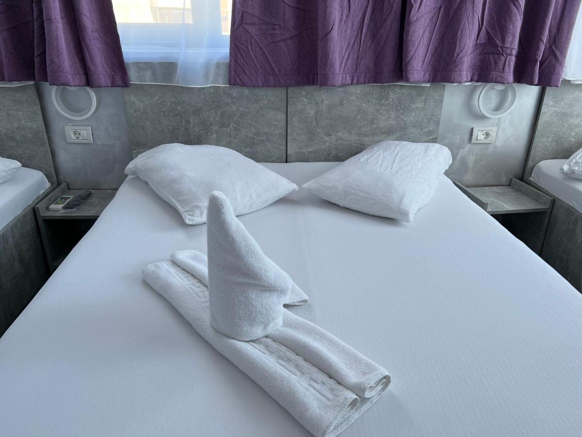 Hotel Ama World Constanţa Exteriör bild